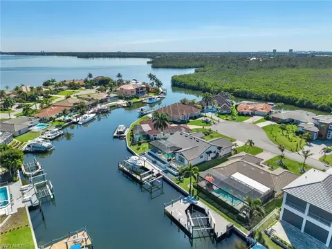 14710 Eden St, Fort Myers, FL 33908
