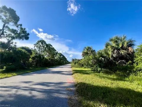 2144 Lingayen St, Port Charlotte, FL 33953