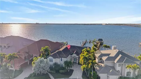 12782 Yacht Club Cir, Fort Myers, FL 33919
