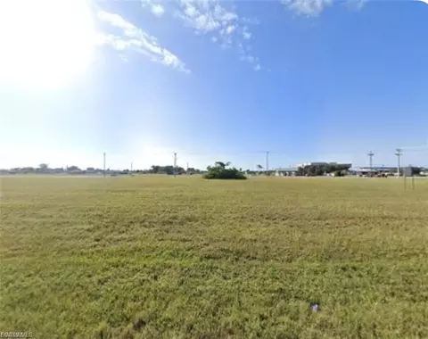 1627 NE 16th Ter, Cape Coral, FL 33909
