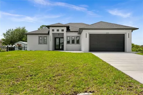 3319 30th St SW, Lehigh Acres, FL 33976