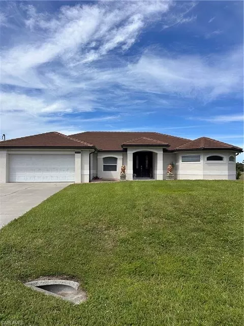 1717 Abbott Ave, Lehigh Acres, FL 33972