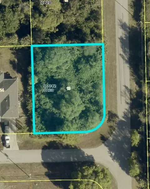 3832 Hopevale St, Fort Myers, FL 33905