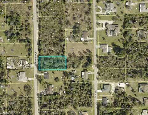 510 Richmond Ave N, Lehigh Acres, FL 33972