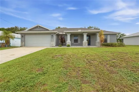 1702 NW 26th St, Cape Coral, FL 33993