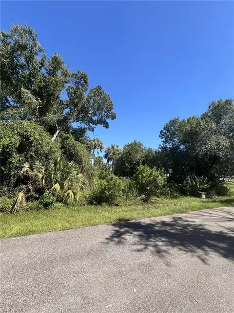 1242 Tyrone St, Port Charlotte, FL 33952