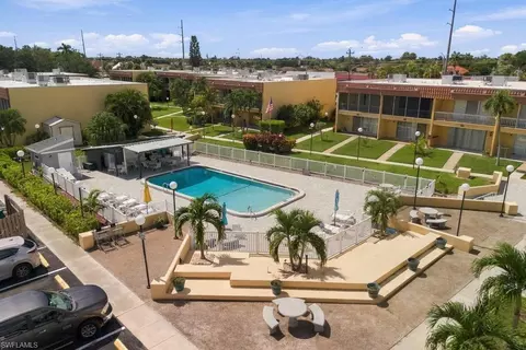 1604 SE 28th Ter #24, Cape Coral, FL 33904