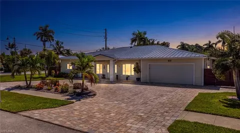 1574 Ricardo Ave, Fort Myers, FL 33901