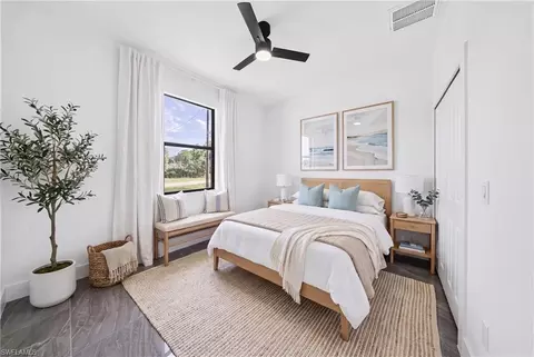 Bedroom - 2621 40th St W, Lehigh Acres, FL 33971 photo 5 of 6