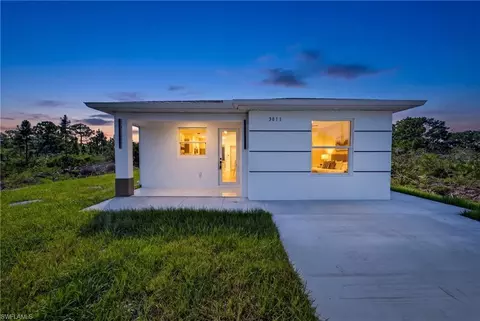 3011 40th St W, Lehigh Acres, FL 33971