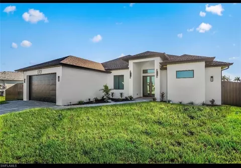 1701 NW 11th Pl, Cape Coral, FL 33993