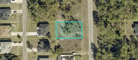 1821 Richmond Ave N, Lehigh Acres, FL 33972