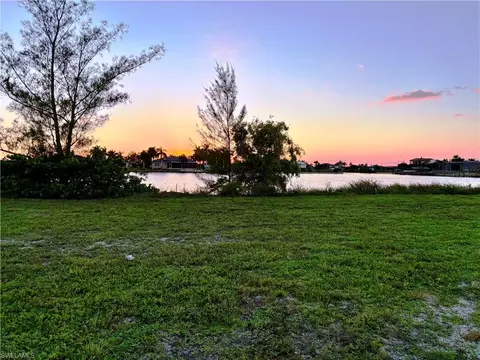 3002 NW 43rd Pl, Cape Coral, FL 33993