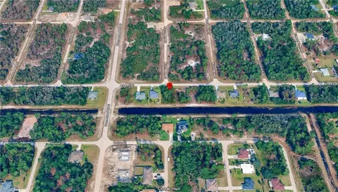 610 Ames St E, Lehigh Acres, FL 33974 photo 7