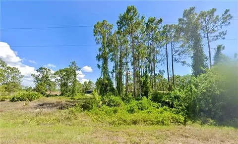 610 Ames St E, Lehigh Acres, FL 33974