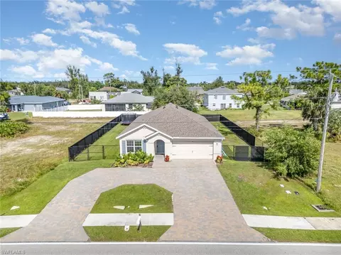 1413 SW Trafalgar Pkwy, Cape Coral, FL 33991