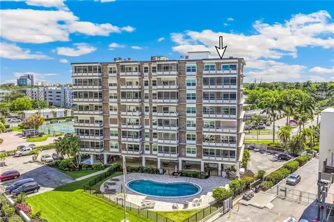 2350 W 1st St #801, Fort Myers, FL 33901