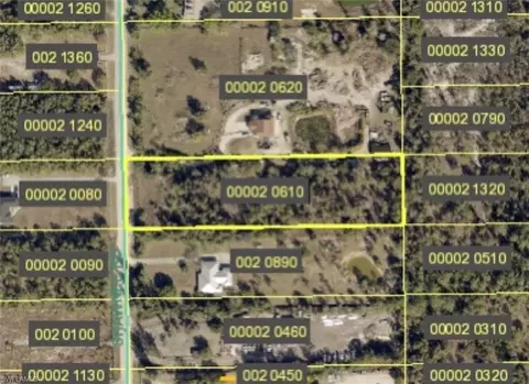 12391 Shawnee Rd, Fort Myers, FL 33913