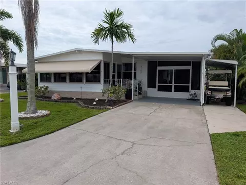 3165 Mercury Ln, North Fort Myers, FL 33903