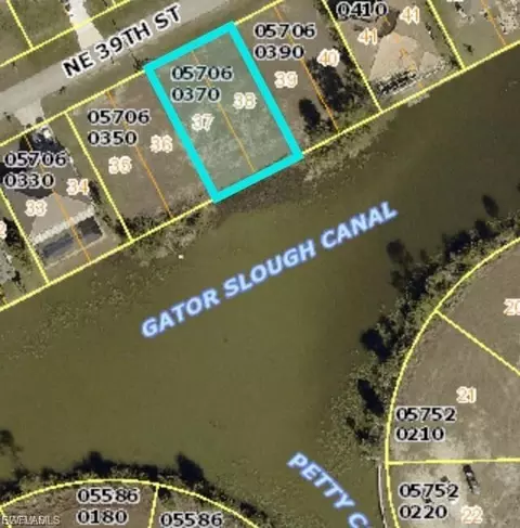 1126 NE 39th St, Cape Coral, FL 33909