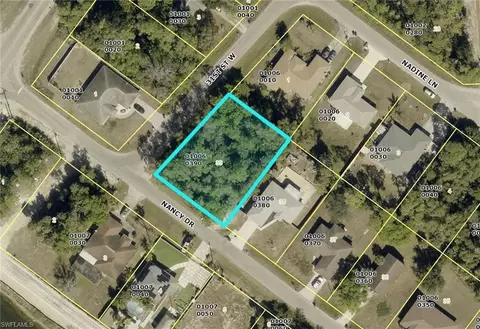2848 Nancy Dr, Lehigh Acres, FL 33971 photo 4