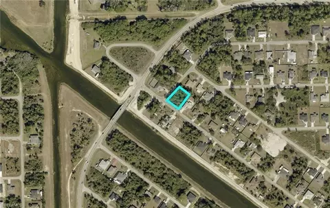 2848 Nancy Dr, Lehigh Acres, FL 33971 photo 7
