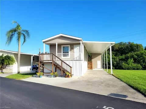8 Shoreland Dr, Fort Myers, FL 33905