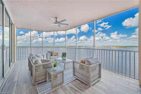 2104 W 1st St #1701, Fort Myers, FL 33901