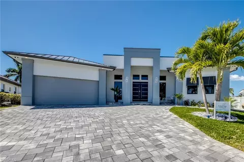 2746 SW 37th Ter, Cape Coral, FL 33914