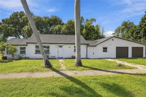 380 New York Dr, Fort Myers, FL 33905