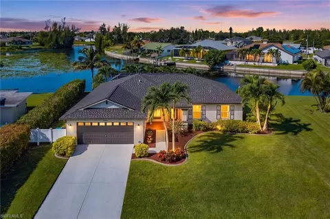 3038 SW 10th Pl, Cape Coral, FL 33914