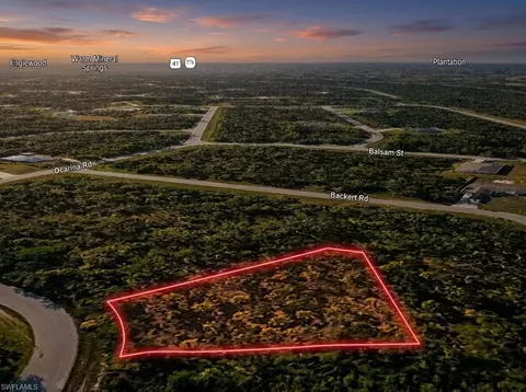 Hurdle Rd, North Port, FL 34291