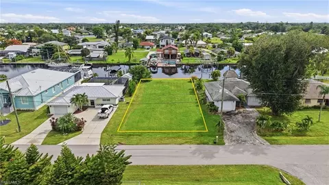 2148 Bahama Ave, Fort Myers, FL 33905