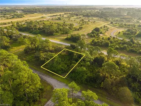 124 Horseshoe Loop, Labelle, FL 33935 photo 5