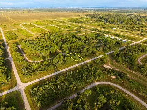 124 Horseshoe Loop, Labelle, FL 33935 photo 9