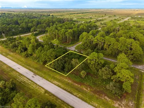 124 Horseshoe Loop, Labelle, FL 33935 photo 13