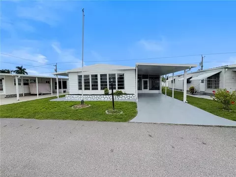 3347 Rainbow Ln, North Fort Myers, FL 33903
