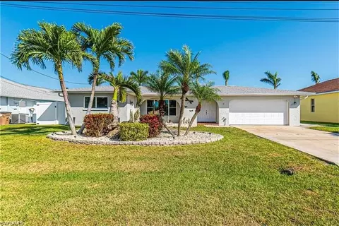 229 SE 29th Ter, Cape Coral, FL 33904