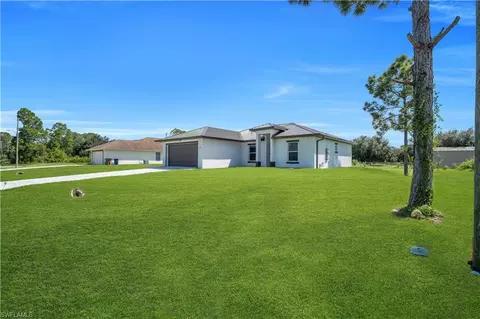 13 W 9th St, Lehigh Acres, FL 33972
