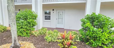 1624 Pine Valley Dr #108, Fort Myers, FL 33907