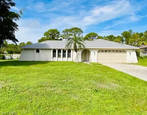 105 Jefferson Ave, Lehigh Acres, FL 33936