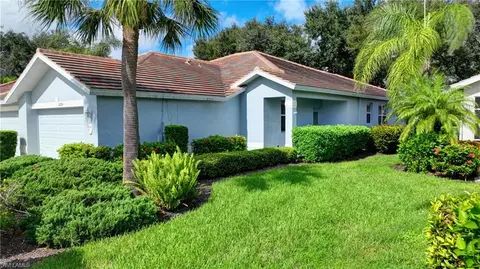 2294 Carnaby Ct, Lehigh Acres, FL 33973