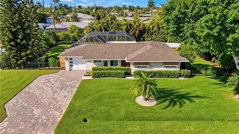 5224 Pocatella Ct, Cape Coral, FL 33904