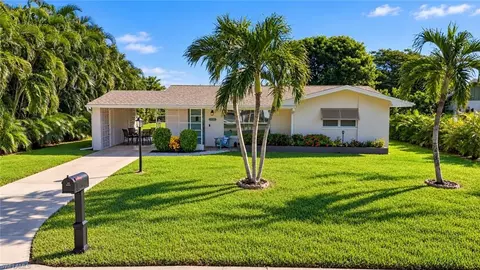 5229 Pocatella Ct, Cape Coral, FL 33904