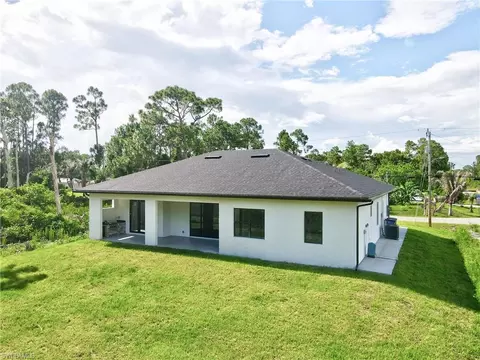 Exterior - 1114 Bari St E, Lehigh Acres, FL 33974 photo 6 of 13