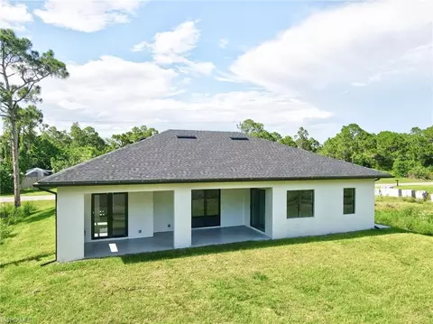 Exterior - 1114 Bari St E, Lehigh Acres, FL 33974 photo 4 of 13