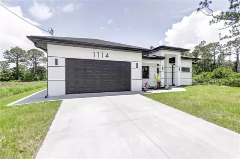Exterior - 1114 Bari St E, Lehigh Acres, FL 33974 photo 13 of 13