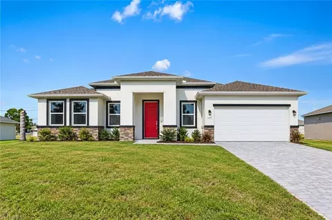 3206 NE 13th Ct, Cape Coral, FL 33909