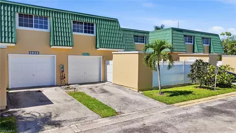 5837 Whiting Ct, Fort Myers, FL 33919