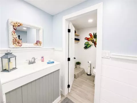 Bath - 2566 2nd St, Matlacha, FL 33993 photo 1 of 4
